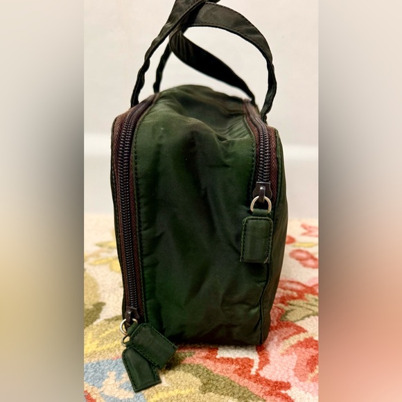 PRADA Unisex Vanity Bag/Multi-Compartment Pouch Handbag Tessuto Nylon Green - Picture 2 of 16